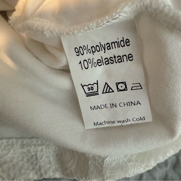 Stylish White Lace Top | Excellent Used Condition - Picture 7 of 8